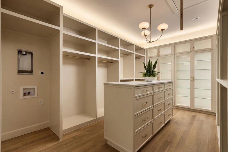 908 Barksdale Creek — 90